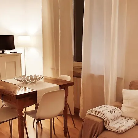 Almare - White House *